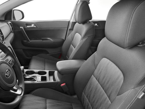 Used 2017 Kia Sportage LX AWD/4WD image 4