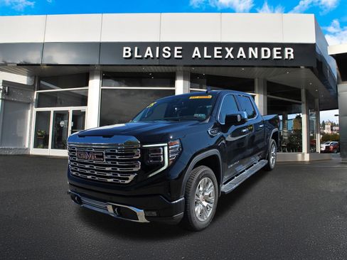 Used 2025 GMC Sierra 1500 Denali AWD/4WD image 8