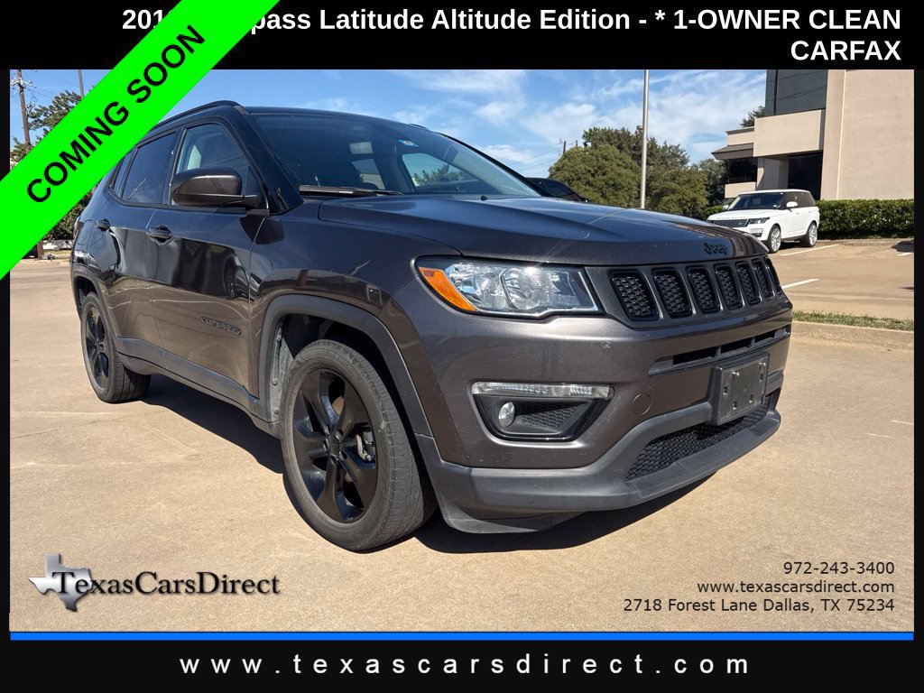 Used 2019 Jeep Compass Latitude FWD image 1
