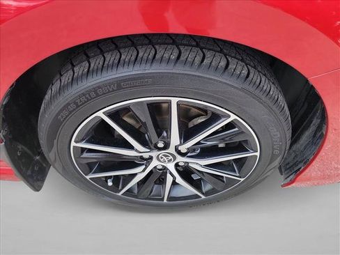 Used 2023 Toyota Camry SE w/ Convenience Package FWD image 8
