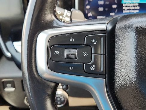 Used 2022 Chevrolet Silverado 1500 LTZ w/ Z71 Off-Road Package AWD/4WD image 17