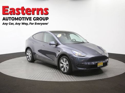 Used 2023 Tesla Model Y Long Range AWD/4WD image 46