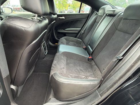 Used 2023 Dodge Charger R/T w/ Plus Group RWD image 16