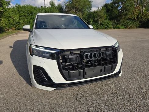 Used 2025 Audi Q7 3.0T Premium Plus AWD/4WD image 8