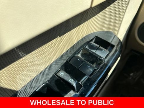 Used 2011 Ford Escape Limited w/ 302A Rapid Spec Order Code FWD image 27