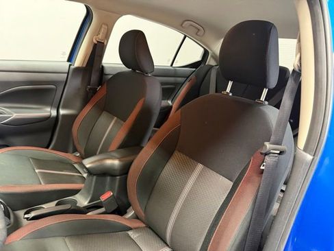 Used 2024 Nissan Versa SR FWD image 16