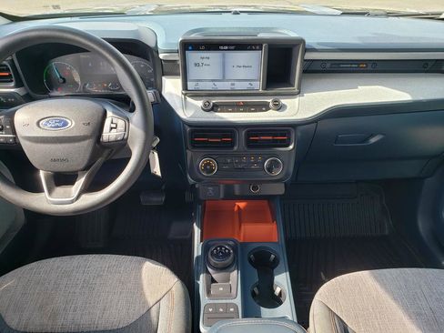 Certified 2022 Ford Maverick XLT image 18