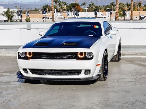 Used 2023 Dodge Challenger SRT Hellcat image 4
