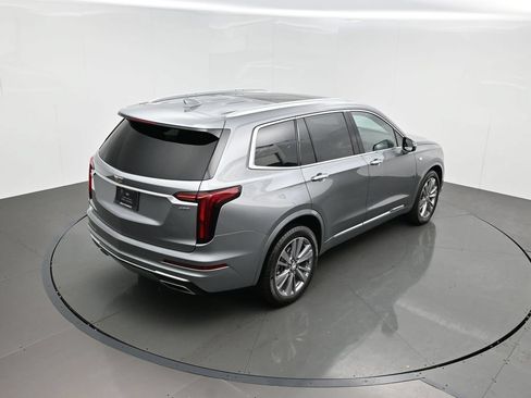 Certified 2024 Cadillac XT6 Premium Luxury w/ LPO, Floor Liner Package AWD/4WD image 43