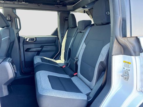Used 2025 Ford Bronco Big Bend image 24