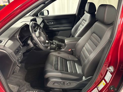 Certified 2025 Honda CR-V Sport-L image 3