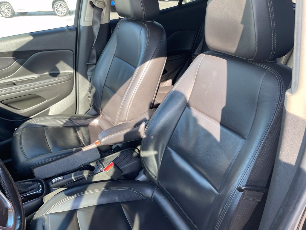 Used 2019 Buick Encore Essence AWD/4WD image 8