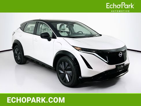 Used 2023 Nissan Ariya FWD image 1