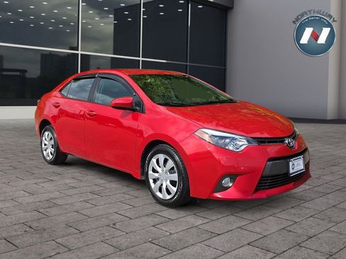 Used 2015 Toyota Corolla LE FWD image 7