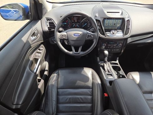 Used 2018 Ford Escape Titanium w/ Ford Safe & Smart Package AWD/4WD image 25