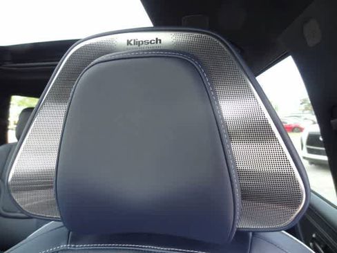 New 2026 INFINITI QX80 4WD image 8