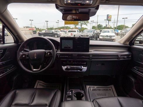 Used 2023 Lincoln Corsair FWD image 14