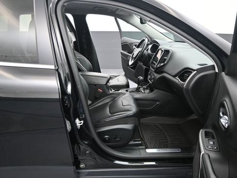 Used 2020 Jeep Cherokee Limited AWD/4WD image 37