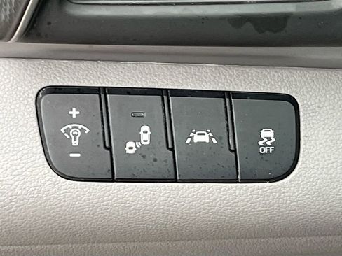 Used 2020 Hyundai Elantra SEL FWD image 10