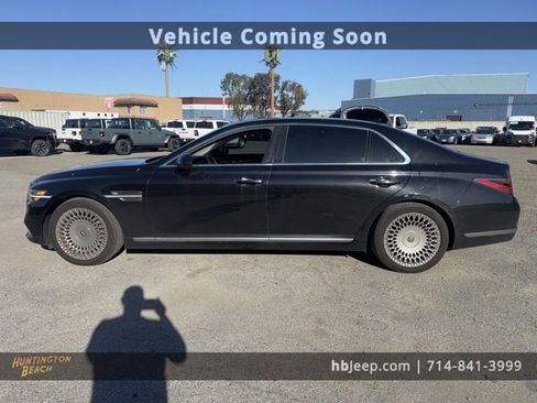 Used 2020 Genesis G90 3.3T Premium image 8