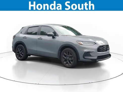 Used 2024 Honda HR-V Sport image 1