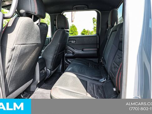 Used 2023 Nissan Frontier PRO-4X w/ Pro Convenience Package AWD/4WD image 18