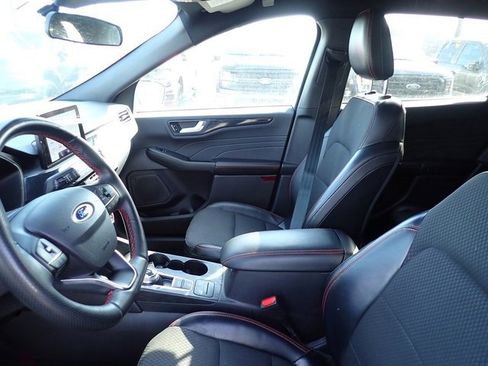 Used 2024 Ford Escape ST-Line image 10