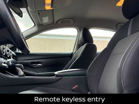 Certified 2024 Nissan Sentra SV FWD image 4