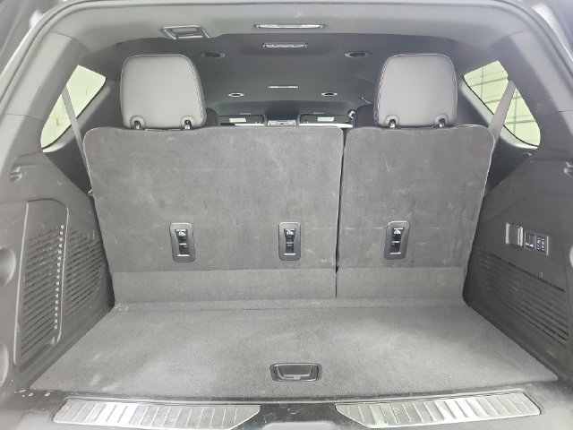 Used 2025 GMC Yukon Denali AWD/4WD image 44