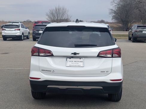 Used 2024 Chevrolet Equinox LT w/ LPO, Floor Liner Package image 5