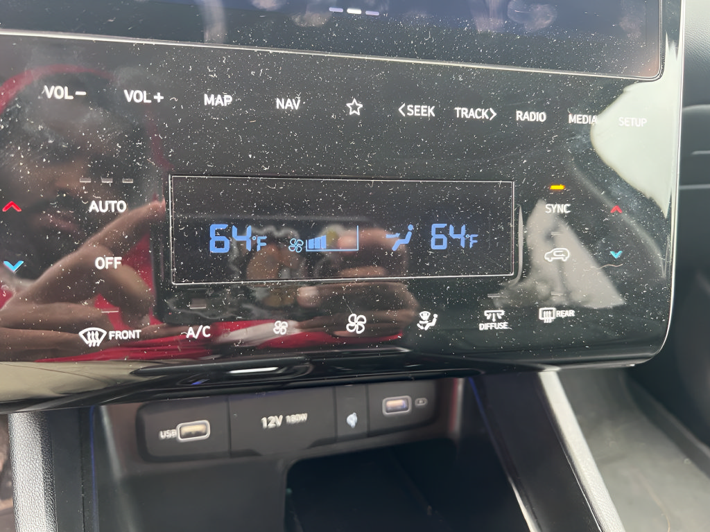 Used 2024 Hyundai Tucson SEL w/ Convenience Package AWD/4WD image 29