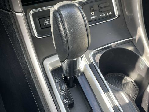 Used 2019 Subaru Ascent Limited image 23