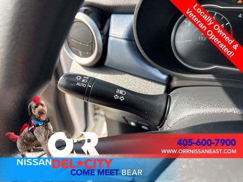 Used 2025 Nissan Versa SV w/ Trunk Package FWD image 18