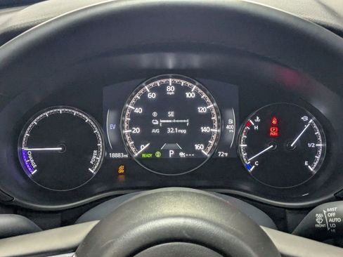 Used 2025 MAZDA CX-50 AWD 2.5 Hybrid w/ Premium Pkg image 17