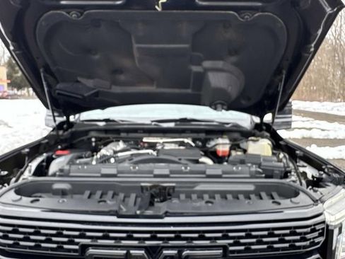 Used 2021 GMC Sierra 2500 Denali w/ Denali Black Diamond Edition image 31