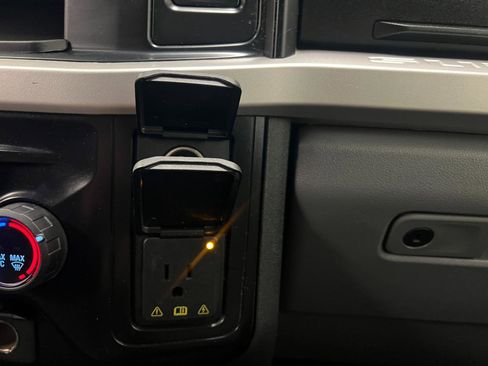 Used 2025 Ford F250 XLT image 49