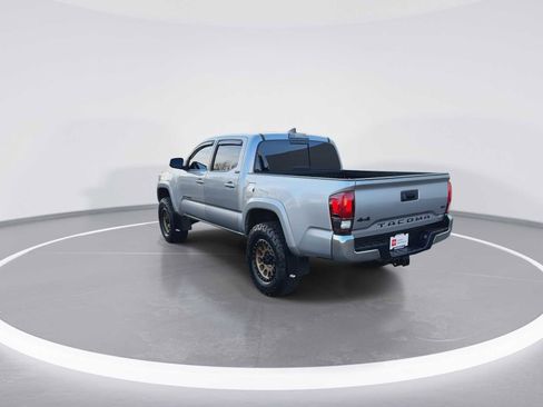 Certified 2019 Toyota Tacoma SR5 image 6