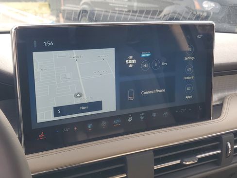 Used 2023 Lincoln Corsair AWD w/ Equipment Group 101A image 16