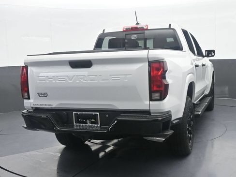 Used 2025 Chevrolet Colorado W/T w/ WT Custom Package RWD image 5