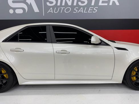 Used 2010 Cadillac CTS V image 34