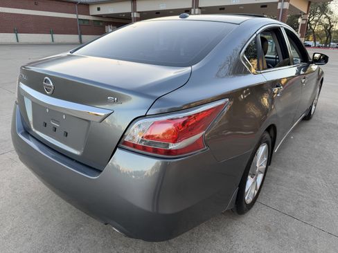 Used 2015 Nissan Altima 2.5 SL w/ Technology Package image 7