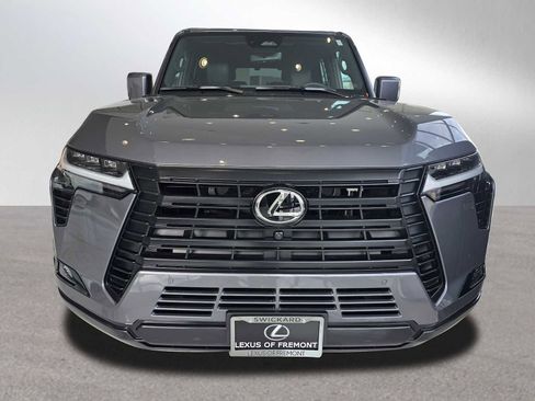 New 2026 Lexus GX 550 image 8