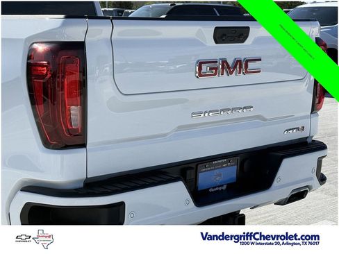 Used 2025 GMC Sierra 1500 AT4 AWD/4WD image 6