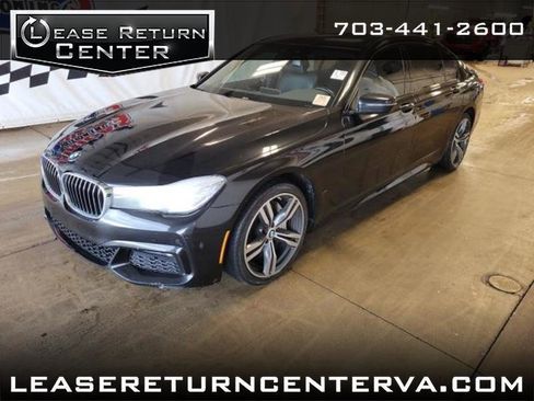 Used 2019 BMW 740i w/ M Sport Package RWD image 1