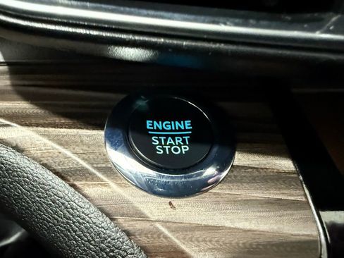 Used 2023 Ford Explorer Limited image 42