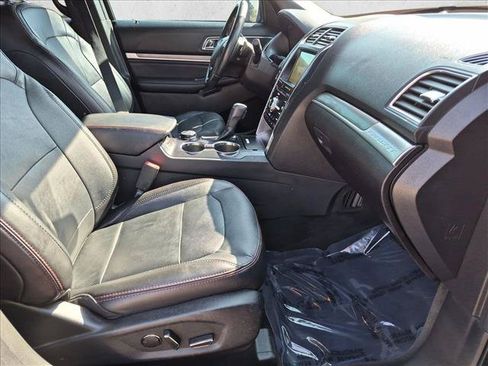 Used 2017 Ford Explorer Sport w/ Equipment Group 401A AWD/4WD image 22