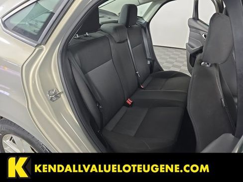 Used 2015 Ford Focus SE FWD image 25