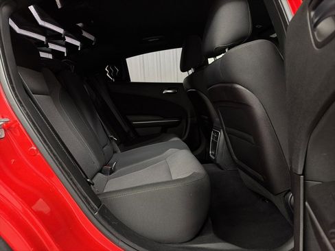 Used 2019 Dodge Charger SXT image 24
