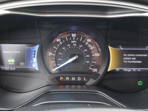 Used 2019 Ford Fusion SE FWD image 8