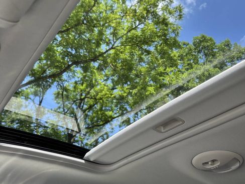 Used 2008 Pontiac G6 GXP w/ Sun And Sound Package image 28